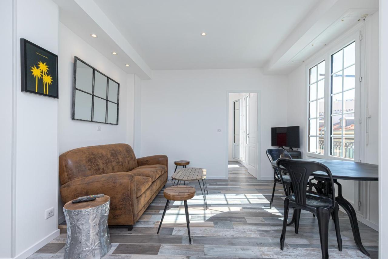 Squared Head-Apartment With Terrace In Nice Exterior photo