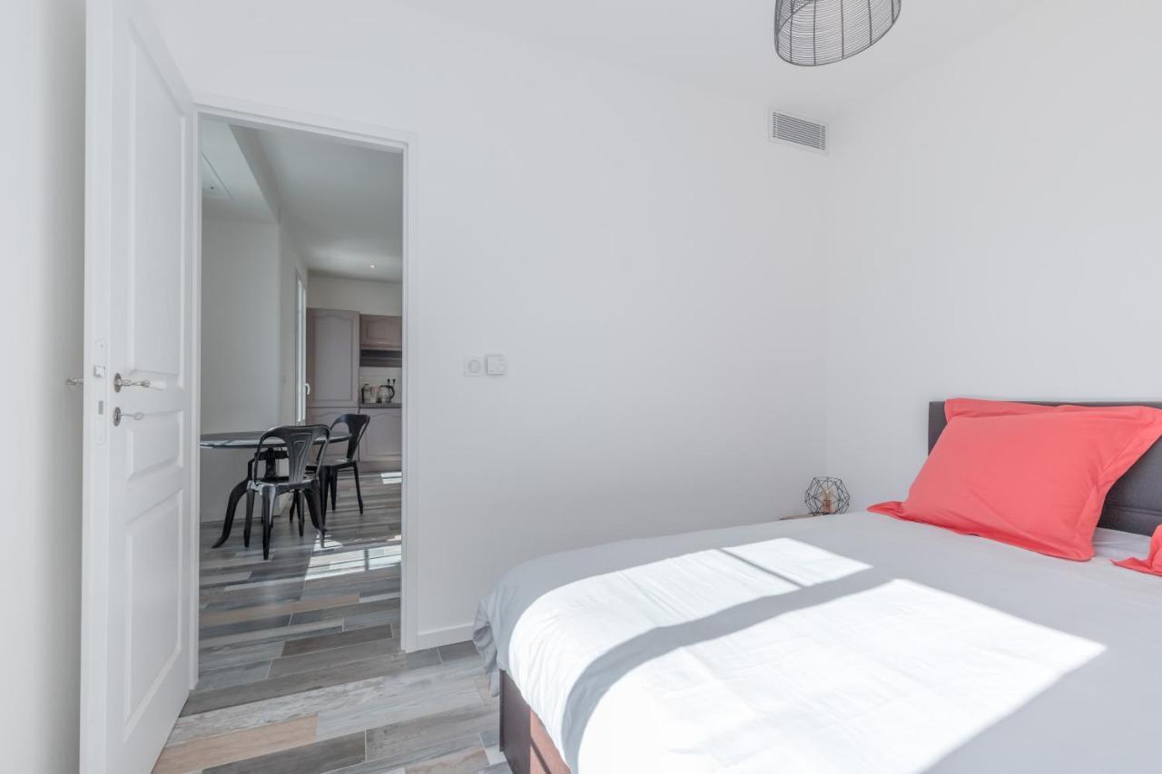 Squared Head-Apartment With Terrace In Nice Exterior photo